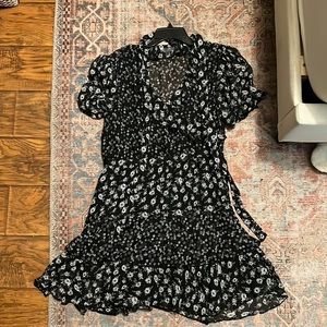Top shop ruffled black and white floral dress, US size 10